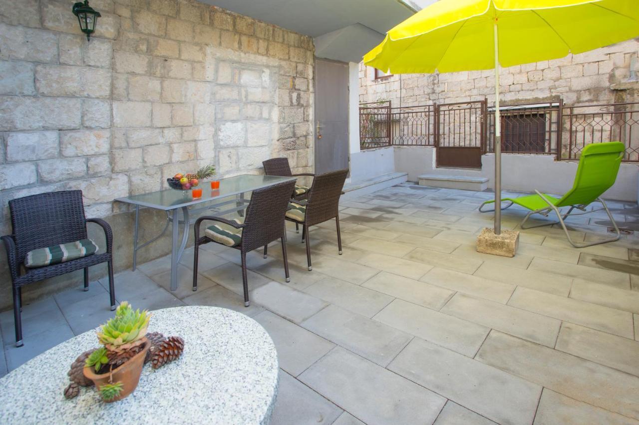 Apartment Silvana สปลิท ภายนอก รูปภาพ
